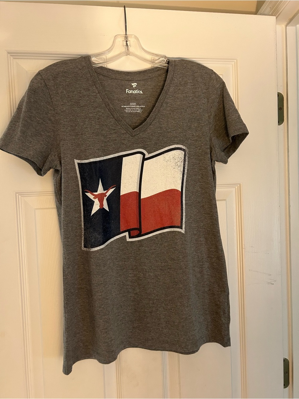 Fanatics Gray V-Neck Tee with Texas Flag Graphic
